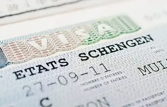 Schengen vizesinde yeni dönem: Pasaport damgası tarihe karışıyor!