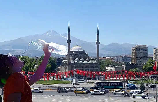 Sıcaktan bunalan Kayserililer oraya akın etti!