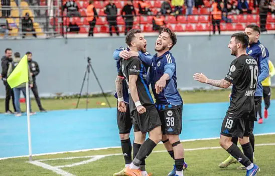 Son dakika: Erciyes 38 FK, Play-Off'a yükseldi!