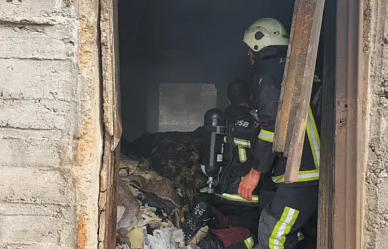 Sünger fabrikasında çıkan yangın korkuttu