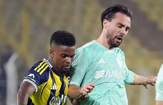 Süper Lig'de şampiyonluk ve düşme hattında kazan kaynıyor: Gözler Kayserispor-Fenerbahçe maçına çevrildi