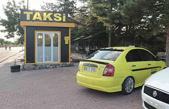 Taksicilerin yolcu kavgası kanlı bitti! İş arkadaşını öldürdü