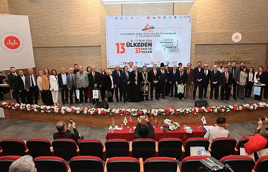 Talas'ta 13 ülkeyi buluşturan şiir şöleni: 33 şair Talas'ta bir araya geldi!
