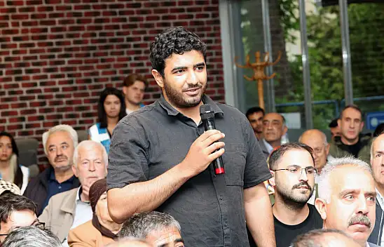 Talas'ta vatandaş mikrofonu eline aldı! Başkan Yalçın'a hangi talepler iletildi?