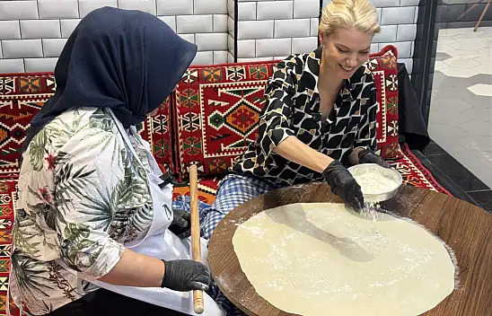 Ünlü Sunucu Pelin Çift Kayseri Mutfağı'nın püf noktalarını öğrendi