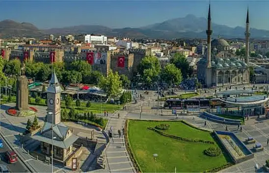 Usta Oyuncu, Kayseri'ye mi geliyor?