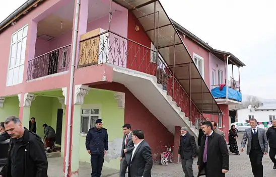 Vali Çiçek bunu hep yapıyor