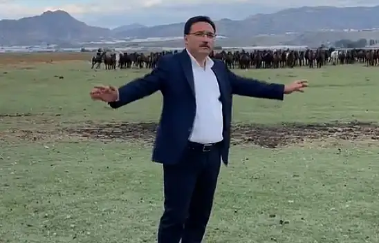 Vali Çiçek'in güldüren anları!