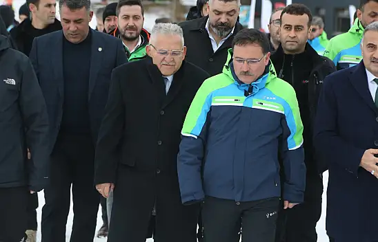 Vali Çiçek ve Başkan Büyükkılıç Erciyes'e çıkarma yaptı