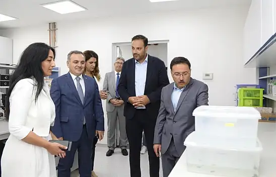 Vali Çiçek ve Rektör Altun ERFARMA'ya ziyaret...