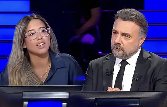 Yarışmaya Kayseri'den katılan genç kız, herkesi hüzne boğdu...