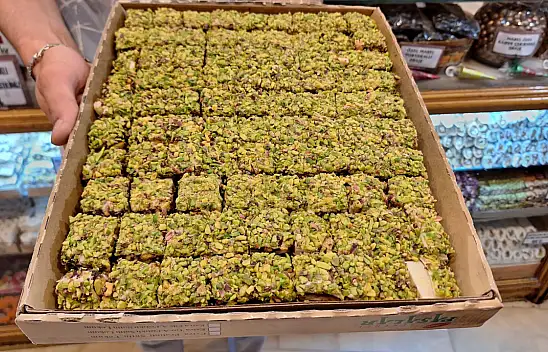 Yeni Bir Tatlı Ortaya Çıktı! 'Şerbetsiz Kayseri Baklavası'