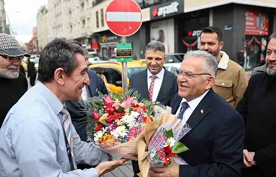 Büyükkılıç'a çiçekli karşılama!