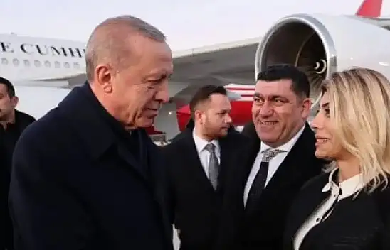 Herkes Berna Gözbaşı'nı konuşmaya devam ediyor!