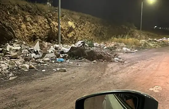 Yine aynı ilçe, yine moloz yığınları… Kayseri'de her gün aynı isyan!