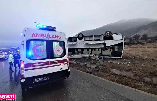 İşçi servisinin devrilmesi sonucu 22 kişi yaralandı