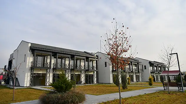 Kayseri'de umut olacak tesiste Başkan Büyükkılıç incelemelerde bulundu