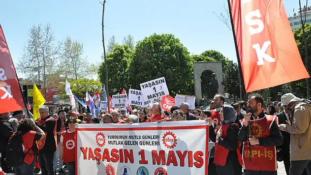 1 Mayıs şenlik havasında kutlandı