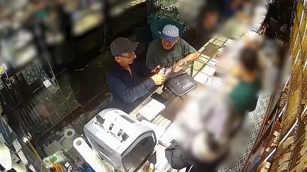 Ziynet eşyası çaldılar - Kaçmaya çalışırken yakalandılar