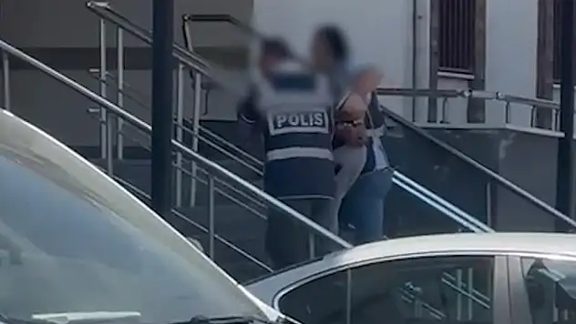 10 yıl 11 ay hapis cezasıyla aranıyordu! Saklandığı adreste yakalandı