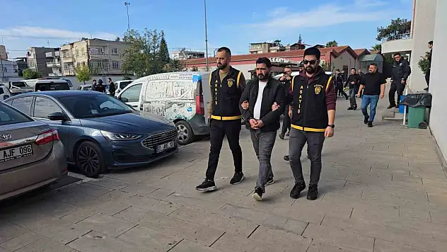 179 suçtan aranan firari AVM'de yakalandı