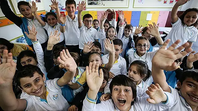 18 Mayıs'ta okullar tatil mi? Köprü tatili kararı var mı?