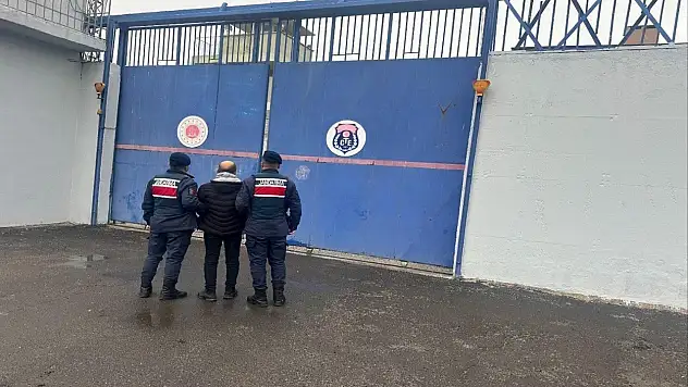 Nevşehir'de 18 yıl kesinleşmiş cezası bulunan firari yakalandı