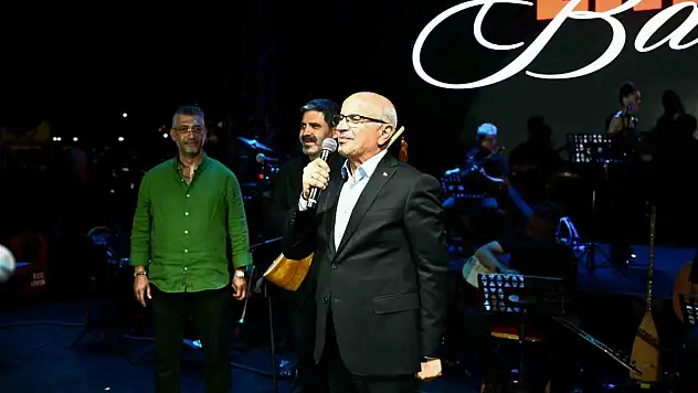 28'inci Kayısı Festivali'nde Ender Balkır coşkusu