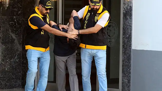 317 suç kaydı bulunan firari hükümlü, saklandığı evde yakalandı!