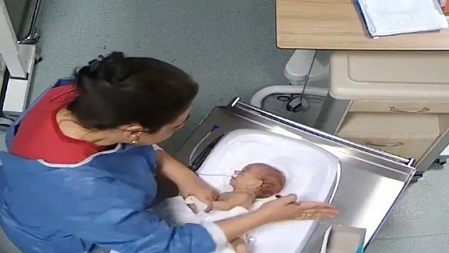 Hemşire şiddeti 5 günlük Deniz'i engelli bıraktı!