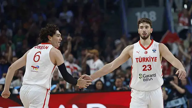 A Milli Erkek Basketbol Takımı Avrupa ikincisi oldu!