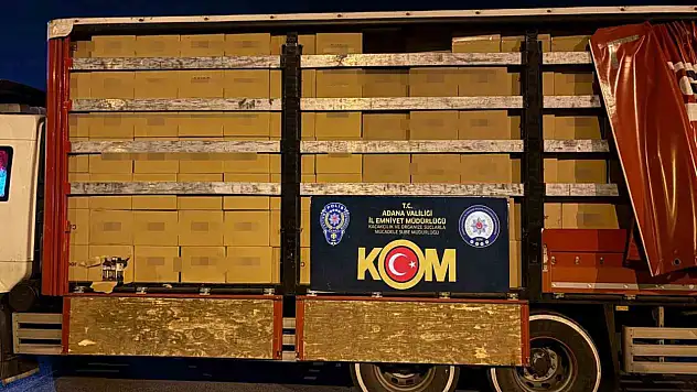 Kaçak sigara ve nargile tütünü depolarına operasyon düzenlendi