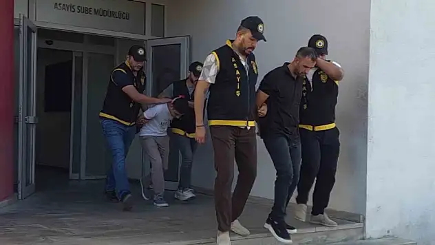 Adana'da 25 yıla kadar hapis cezasıyla yakalandı