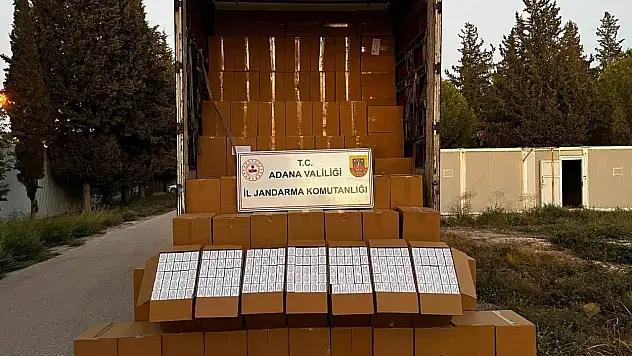 Adana'da milyonlarca kaçak makaron ele geçirildi!