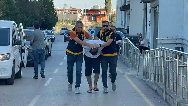 Adana'da 8 yaşındaki çocuğu fırlatan şahıs yakalandı