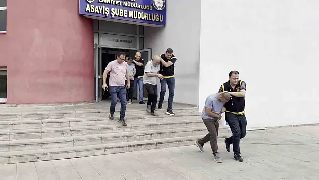 Adana'da kaçak hükümlüler yakalandı