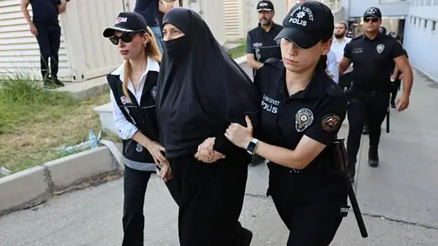 Adana'da Alparslan Kuytul operasyonu: 35 şüpheli tutuklandı!