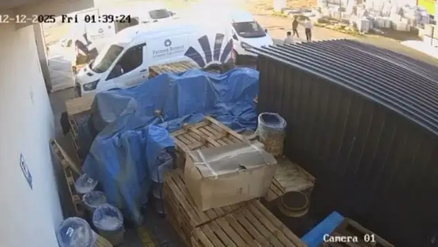 19 yaşındaki genç sokak ortasında bıçaklandı