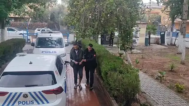 Adana'da aranan iki hükümlü yakalandı