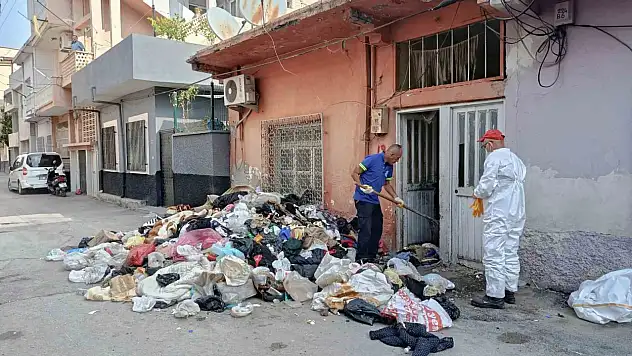 Kötü koku ihbarı sonrası Adana'da ilginç görüntüler