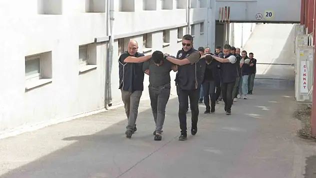 Şafakta Terör Operasyonu
