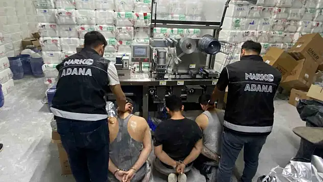 Adana'da milyonlarcası ele geçirildi: Dev uyuşturucu operasyonu!