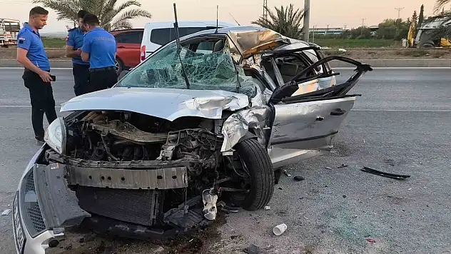 Adana'da feci kaza: 2 infaz koruma memuru hayatını kaybetti