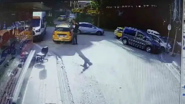 Adana'da kafeye otomatik tüfekle saldırdı!