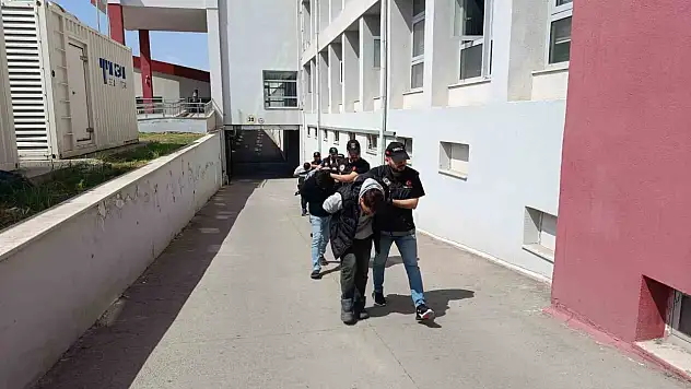 Adana'da çok miktarda uyuşturucu madde ele geçirildi!