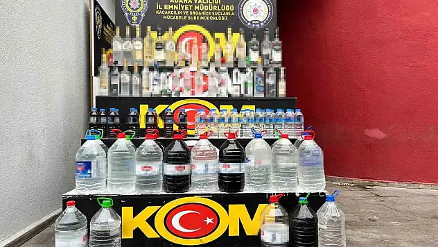 Adana'da pet şişelerde doldurmuşlar: Onlarca litre alkol ele geçirildi!