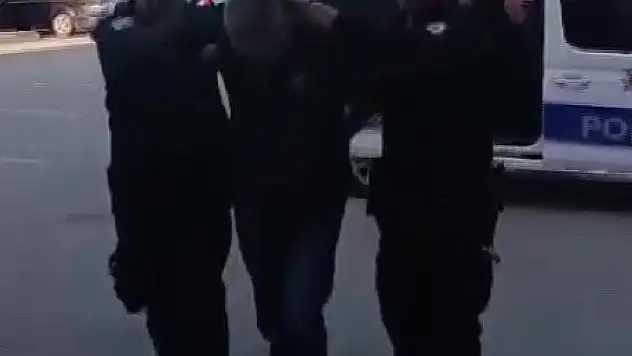 Adana'da 264 aranan şahıs ve 34 firari hükümlü yakalandı