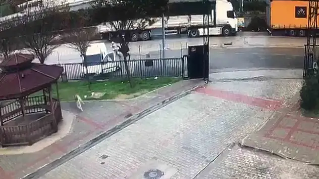 Adana'da silahlı saldırıya uğrayan baba yaralanırken oğlu hayatını kaybetti!