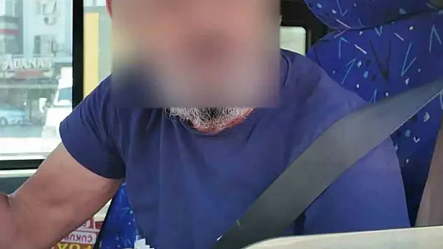 Adana'da trafikte seyir halinde 2 ihlal birden yaptı: Cezadan kaçamadı!