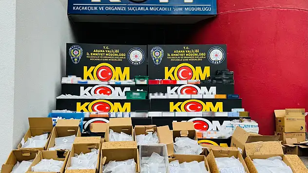 Adana'da yasadışı kliniklere operasyon: Çok sayıda malzeme ele geçirildi!